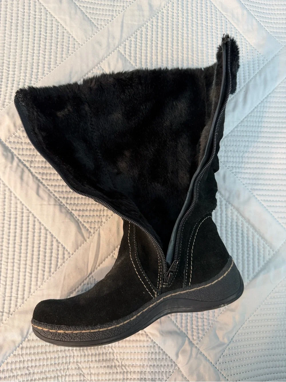 BareTraps Black Faux Fur Lined Winter Boots Sz 6